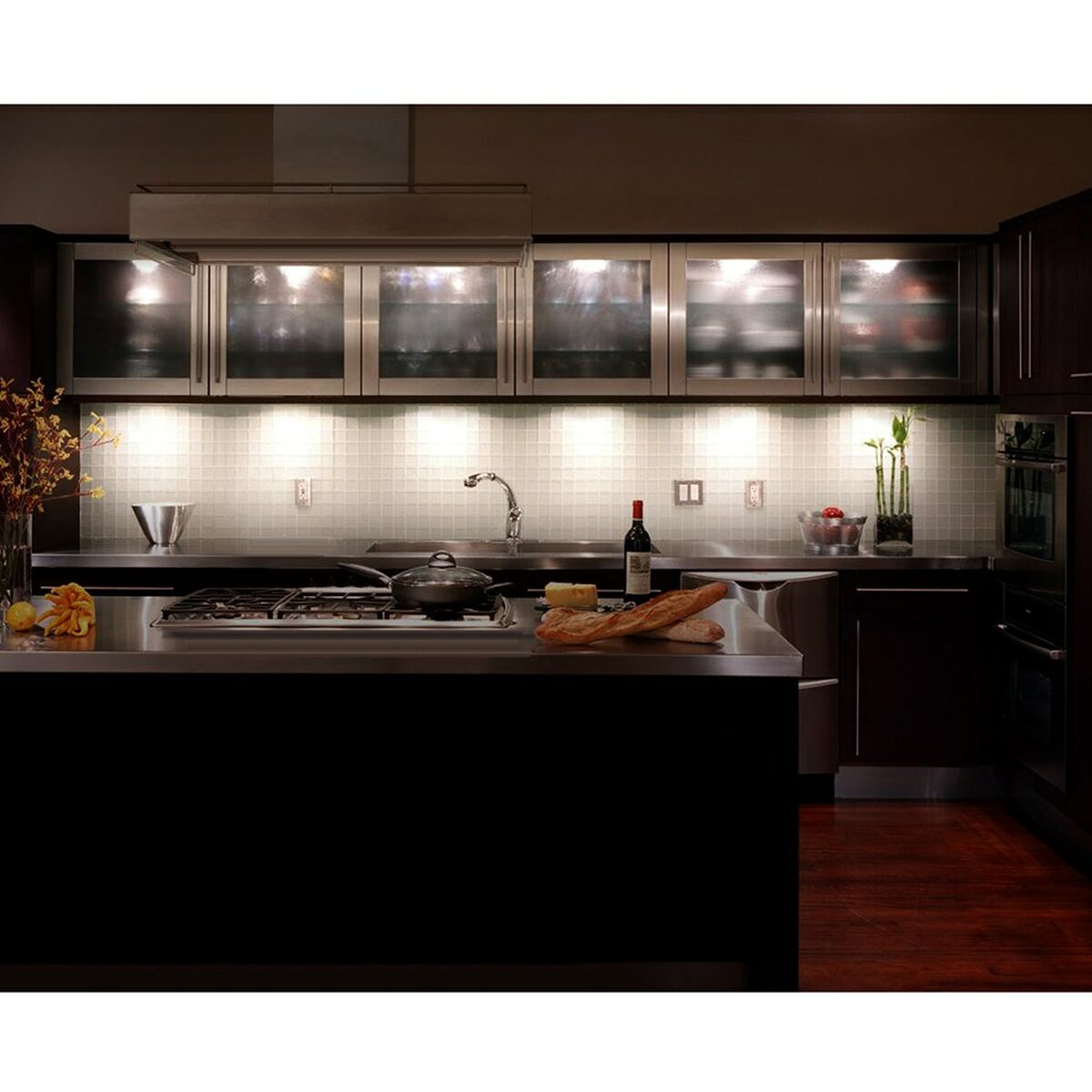 V8HA8305AB26BF8138C1AFEF072084305C9R4004000P6