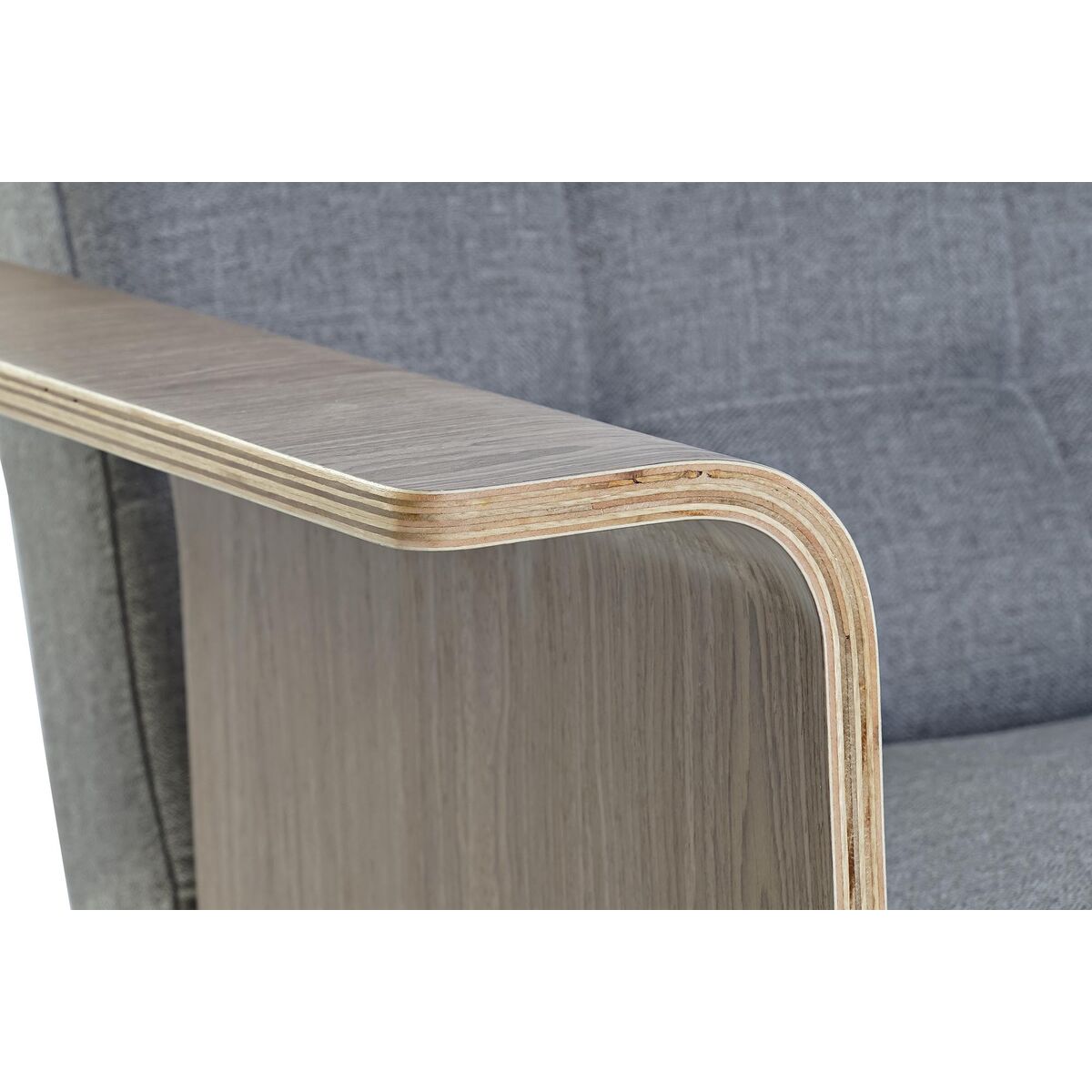 V10HF734BE2E4611CA9578C545A8A56ADE75R6376702P4