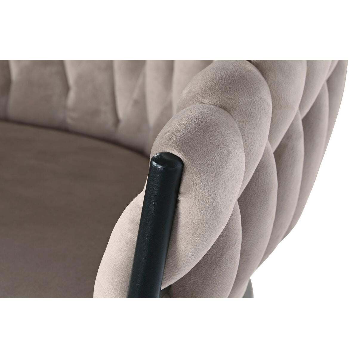 V8H1E00EA4F4AE90BE2D2796A0AC904E0AAR4137924P3