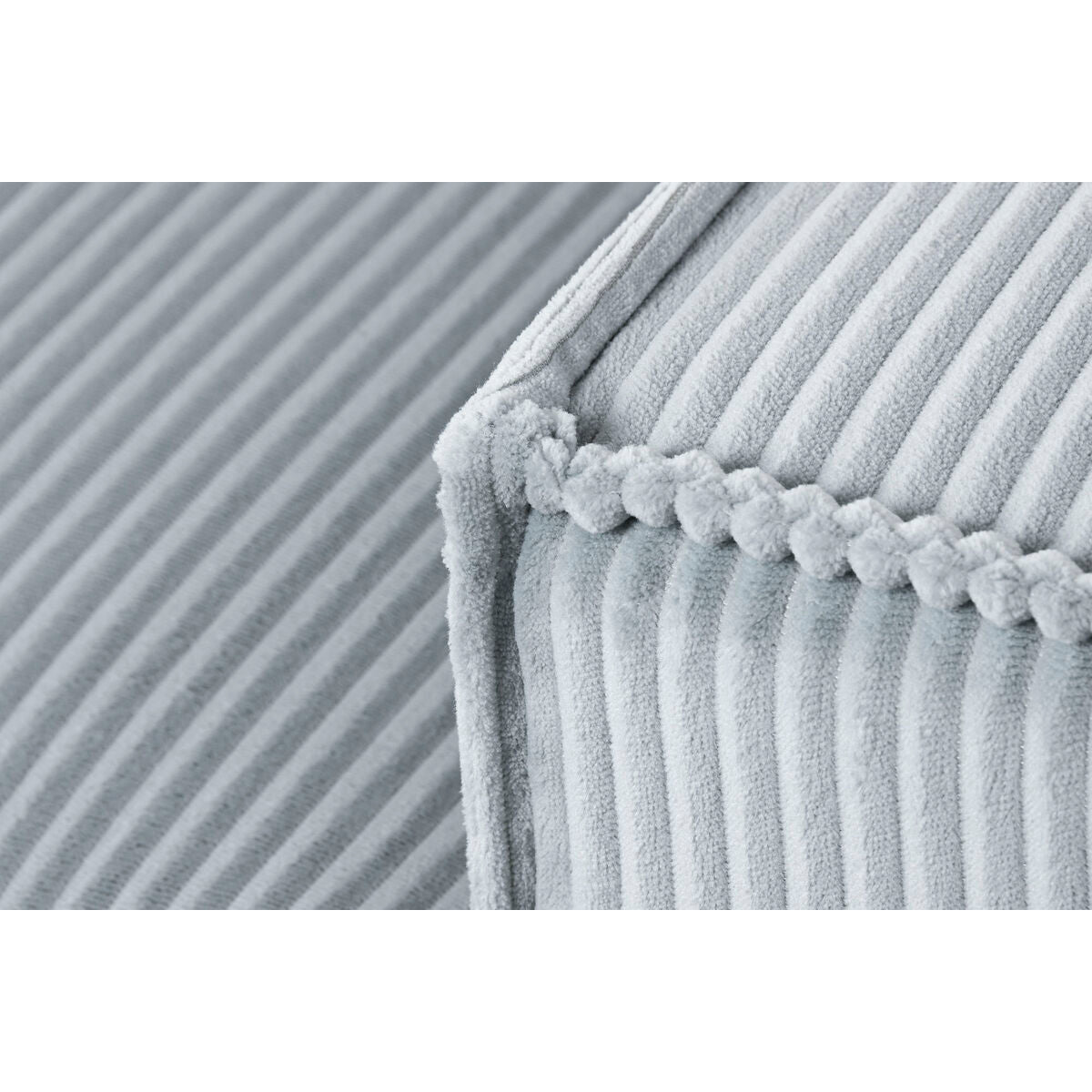 V7H5EC0A098EB4B42B69672683FC213FA80R6387956P4