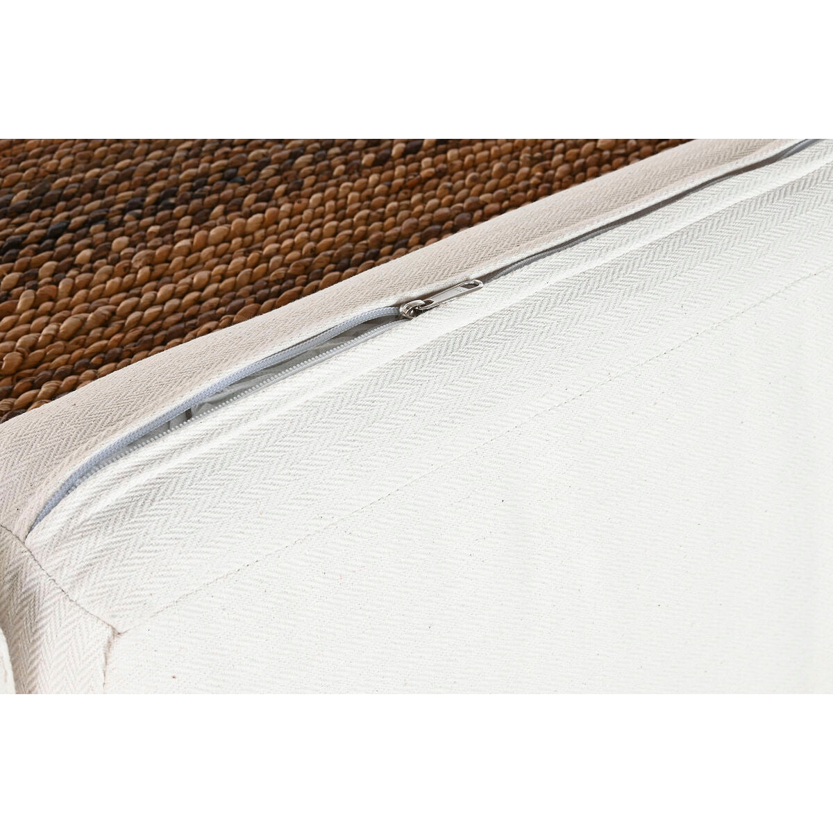 V7HC064C8A3E0B1CC8917C8F3F13532490AR6588308P6