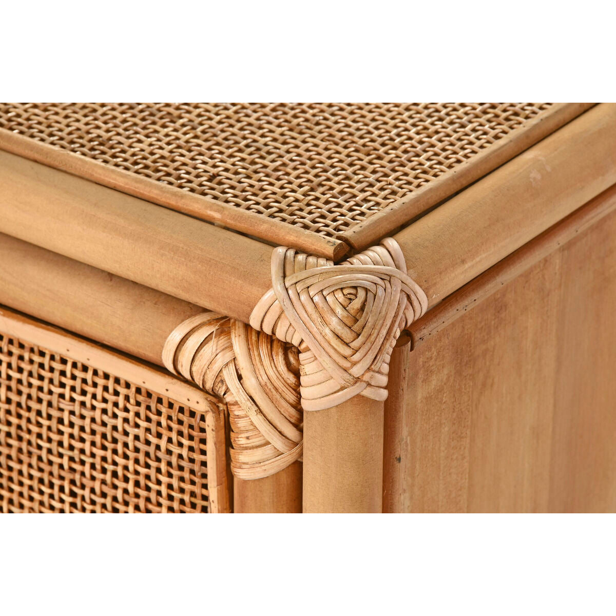 V6H04DE7120FDEDE7DC62E4E27CC7F4A916R6388479P7