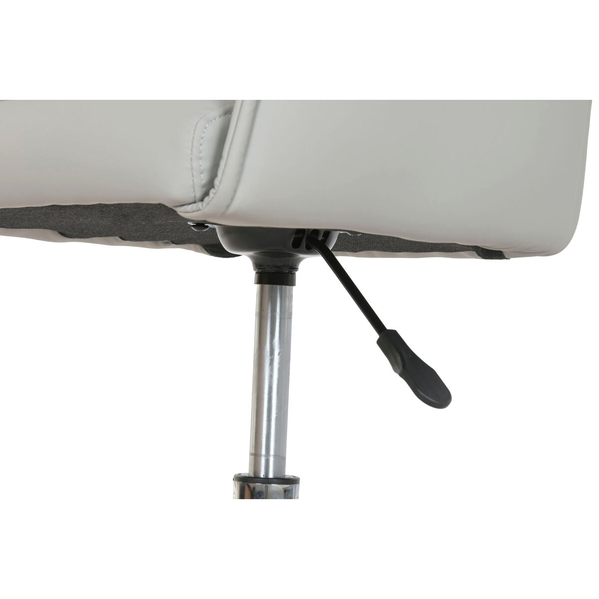 V4HE0902E442A6E6561B43CE7ECDC33A2AAR7521988P7