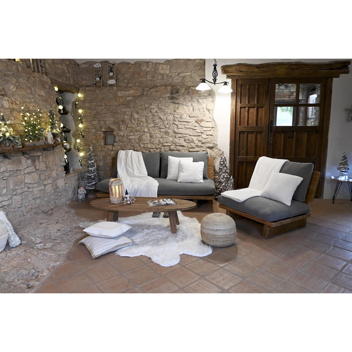 V4HBC1037832E7BDAC8F644FAB30E233BCAR7104949P2