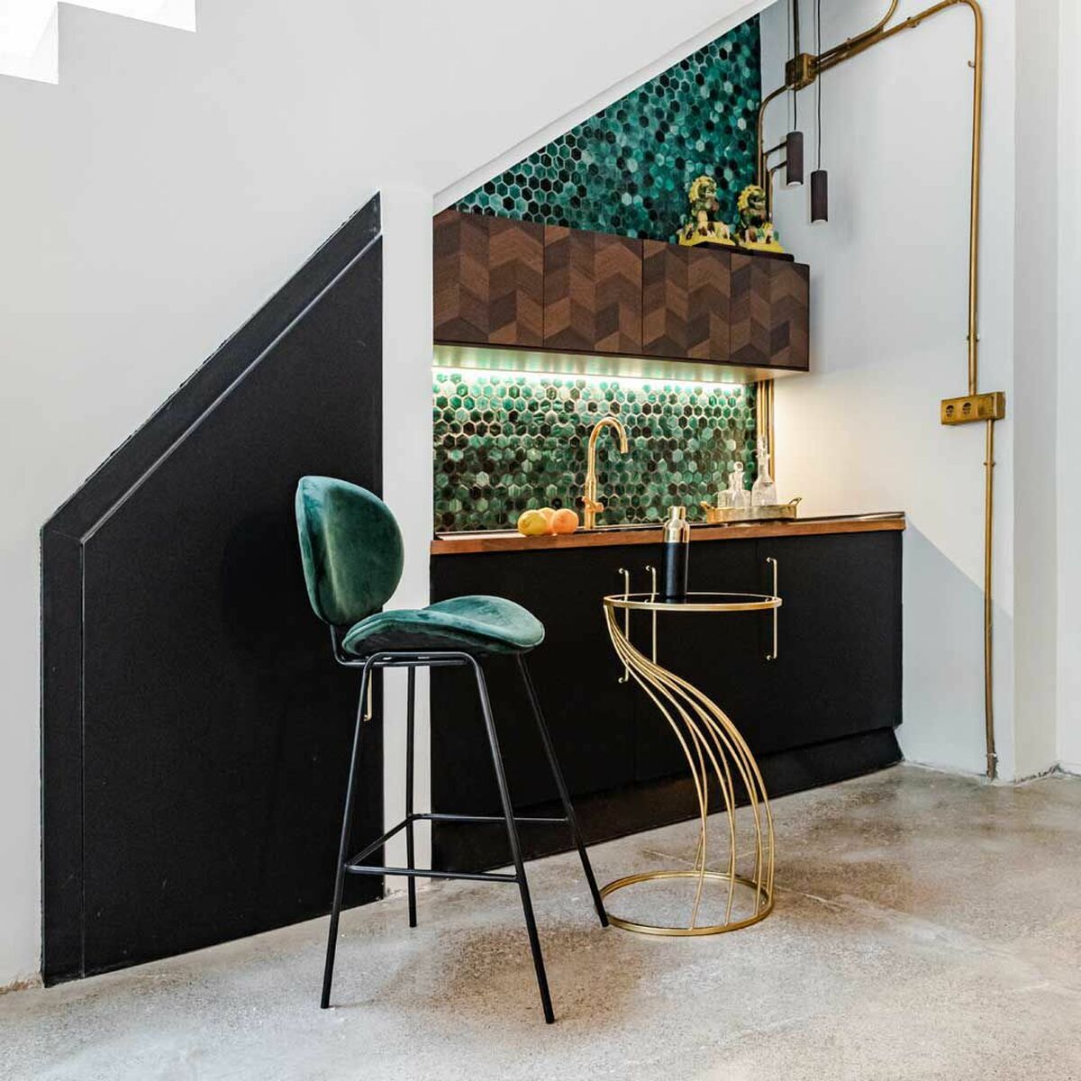 V6HF688BE0A346A1E45799953EF2CE49757R5244665P2