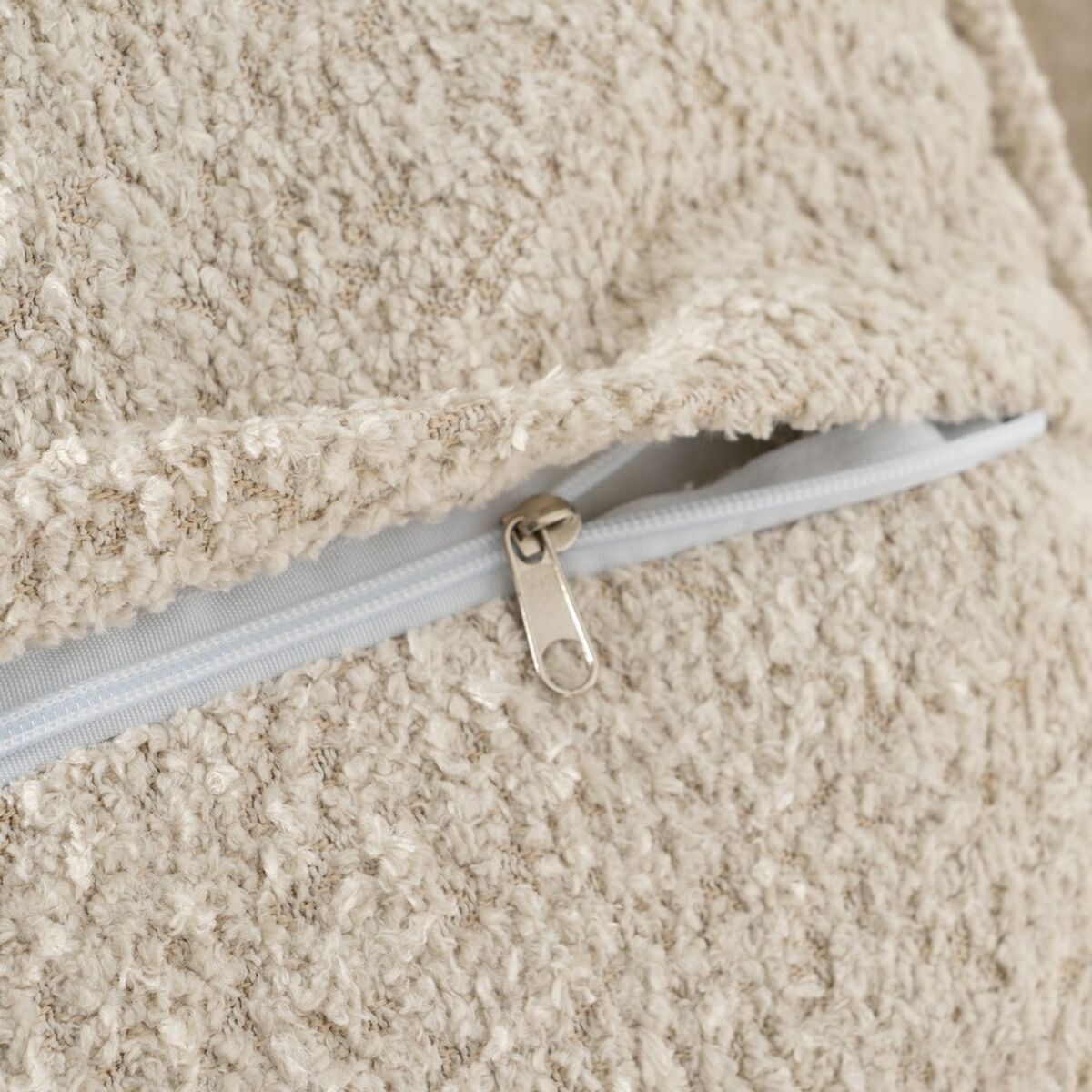 V6H5BDD0455E36BE4E681EE1A8F80FFD58AR5375334P10