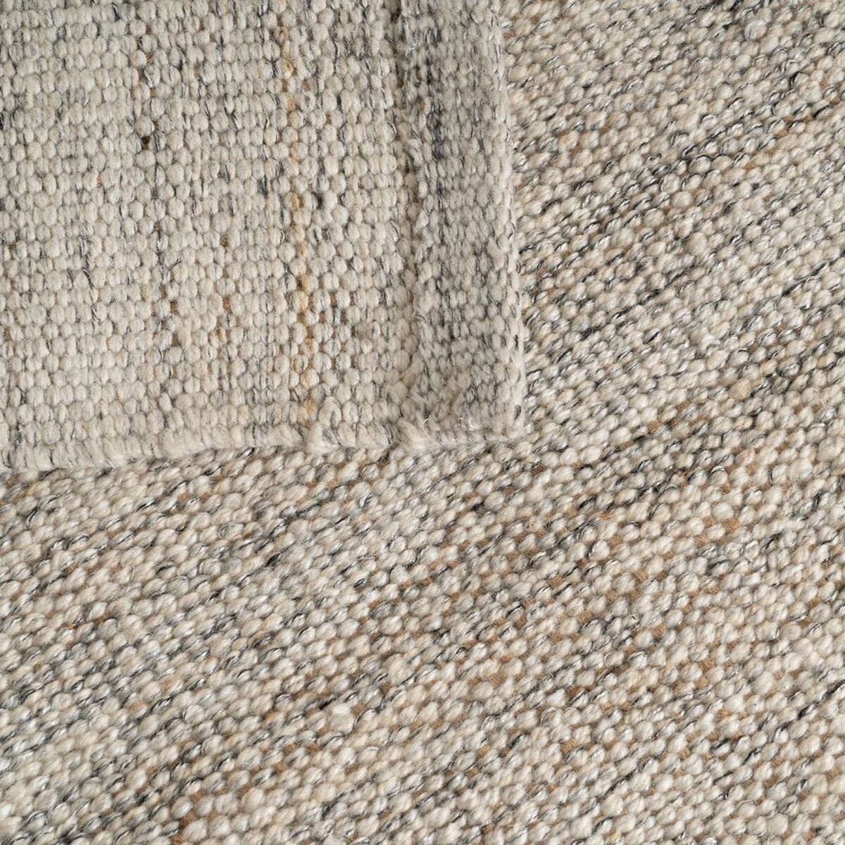 V4HEB4976A71FC73FC703A5C6B5C6FE653DR5467270P6