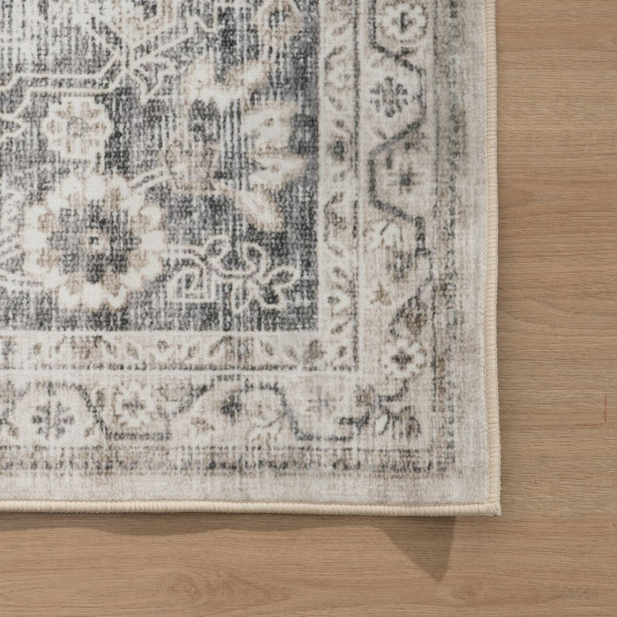 V4H32B50669C4BD74992048F3B1FBC372F0R5467477P5