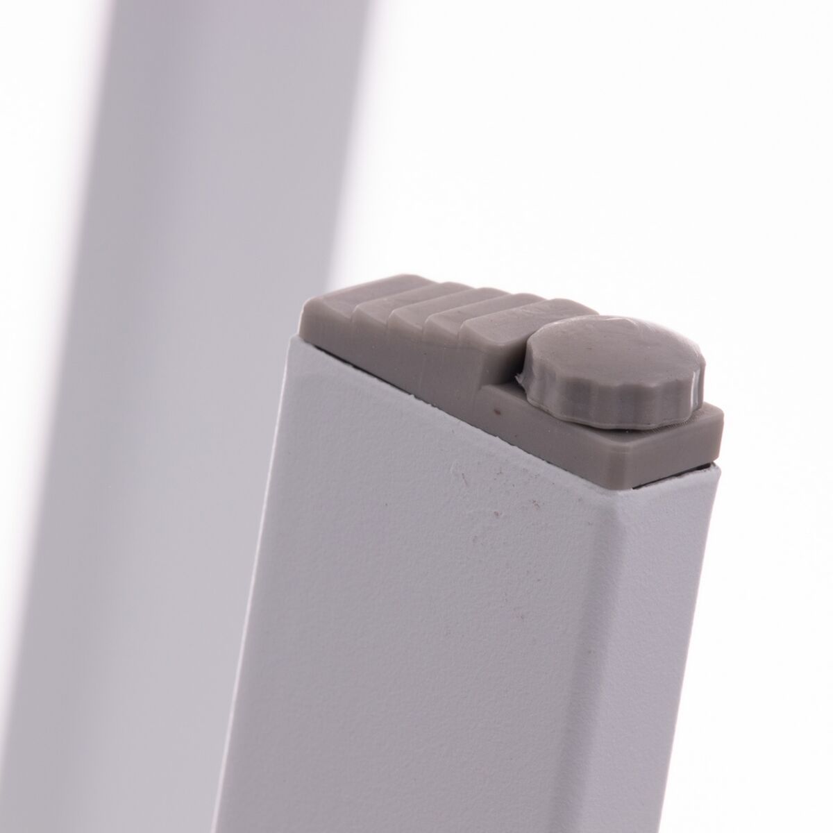 V7H7F1609A7D5D2358F541F3180B3CBE8BER4150831P3