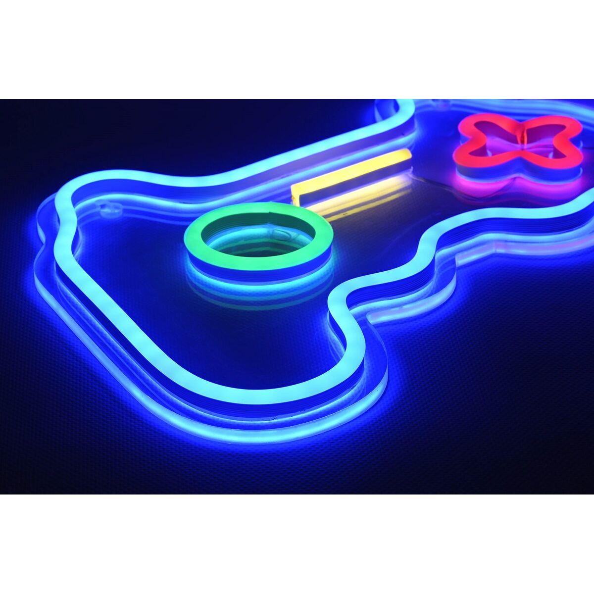 V9HDFB5FF6F7347E0AF88633D5B52006A33R7163440P8
