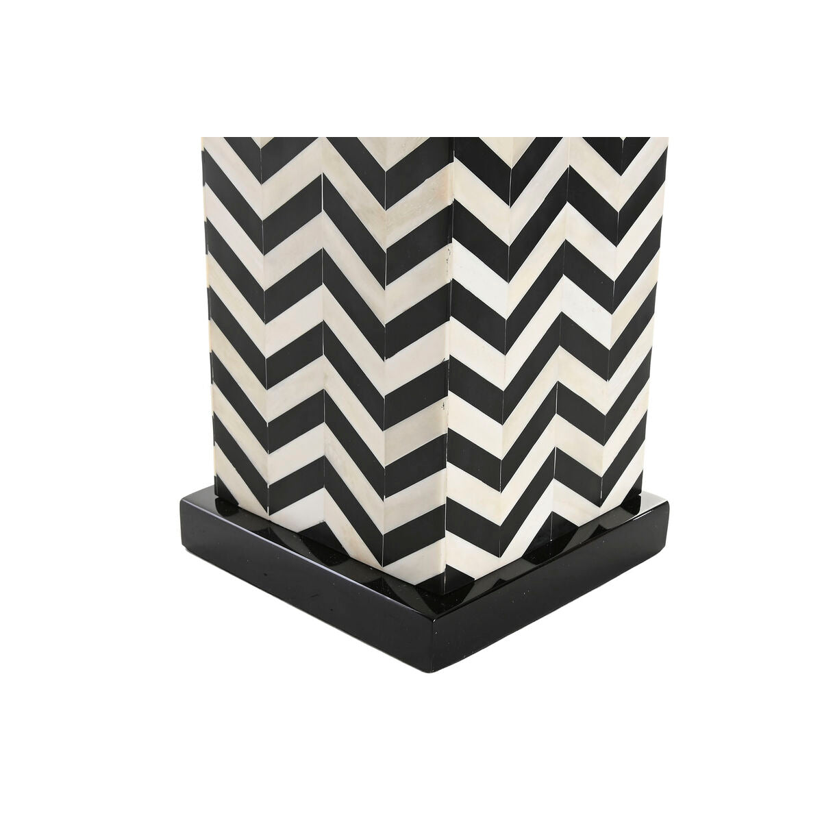 V7H016469F95D70F1CE37F3891562B24372R6387494P3