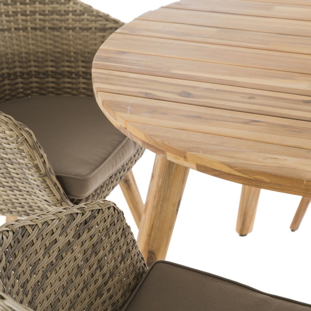 V6H5D9056167190DA2A187F000569EA2C6AR2402286P2