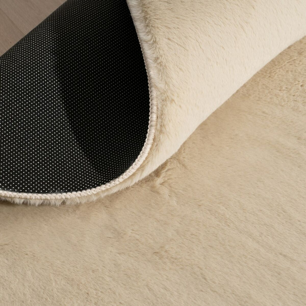 V4H2E8A4007CE3FD7D6ADE4E0FB611E9C04R5467320P4