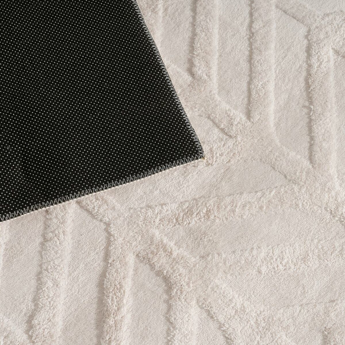 V4H4B9ED9EA94EE036D82171A45AB03303BR5467234P6